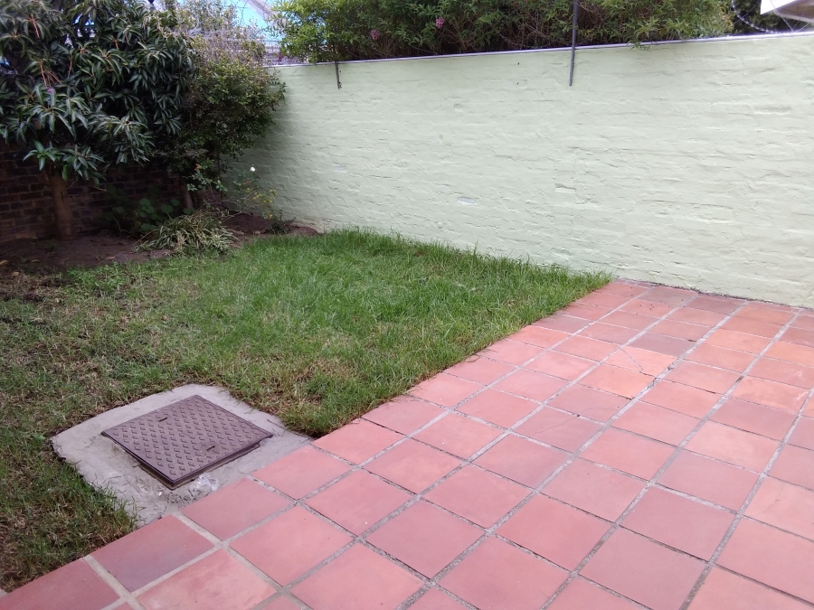 To Let 3 Bedroom Property for Rent in Somerset Park Western Cape